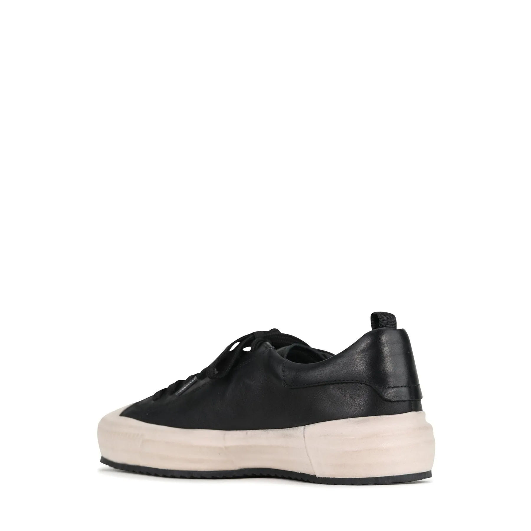 BILLIE LOW TOP SNEAKER LEATHER