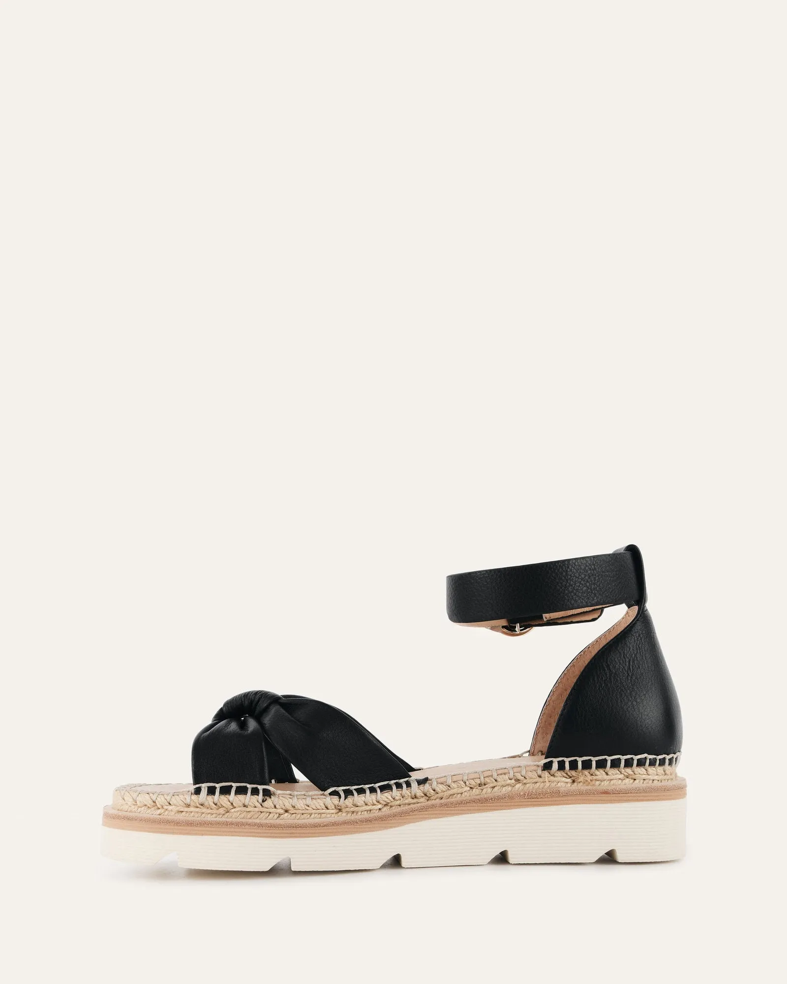 IRIS FLAT SANDAL BLACK LEATHER