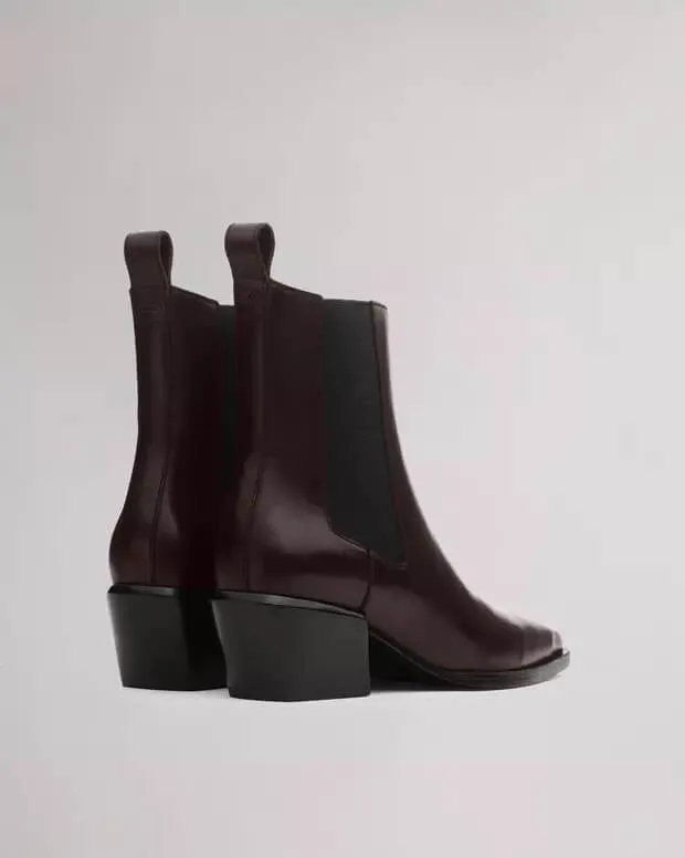 Joni Chelsea Boot in Dark Espresso